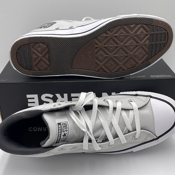 Converse Men’s CTAS MALDEN STREET MID
BARELY GREY/DARK MATTERWHITE A08612F Snkrs - Picture 5 of 16